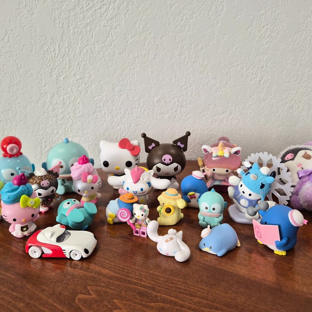 Sanrio Collectible/Figurine Lot
